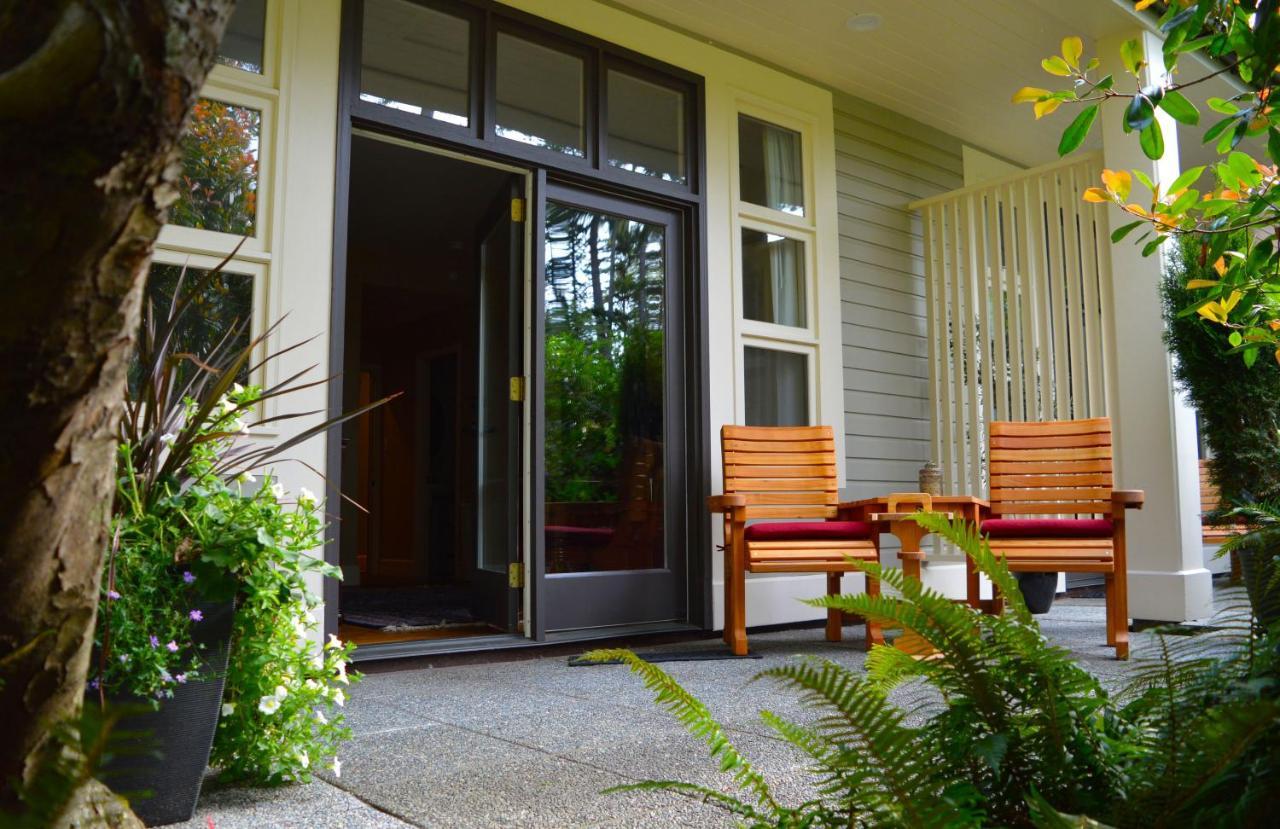 فندق Woodstone Manor Inc. Sturdies Bay المظهر الخارجي الصورة