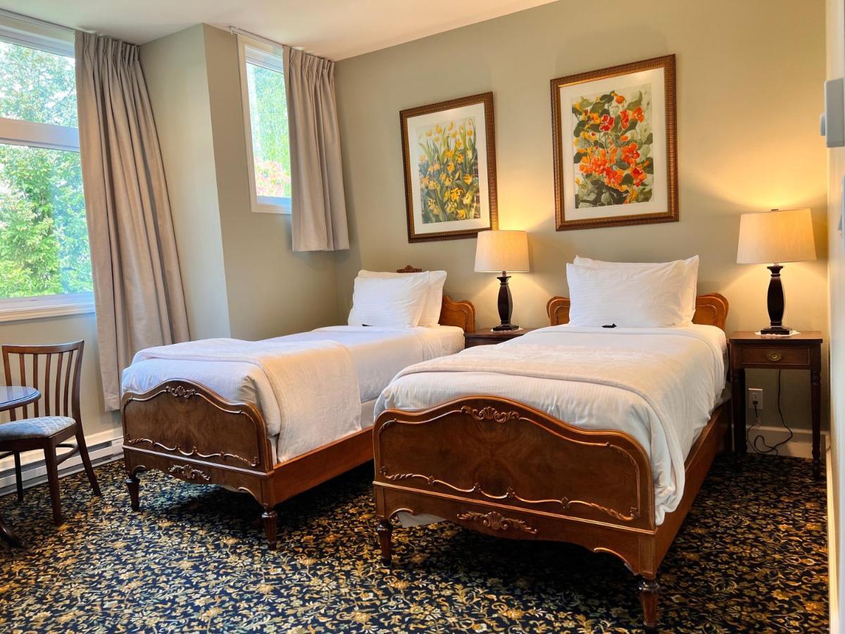 فندق Woodstone Manor Inc. Sturdies Bay المظهر الخارجي الصورة