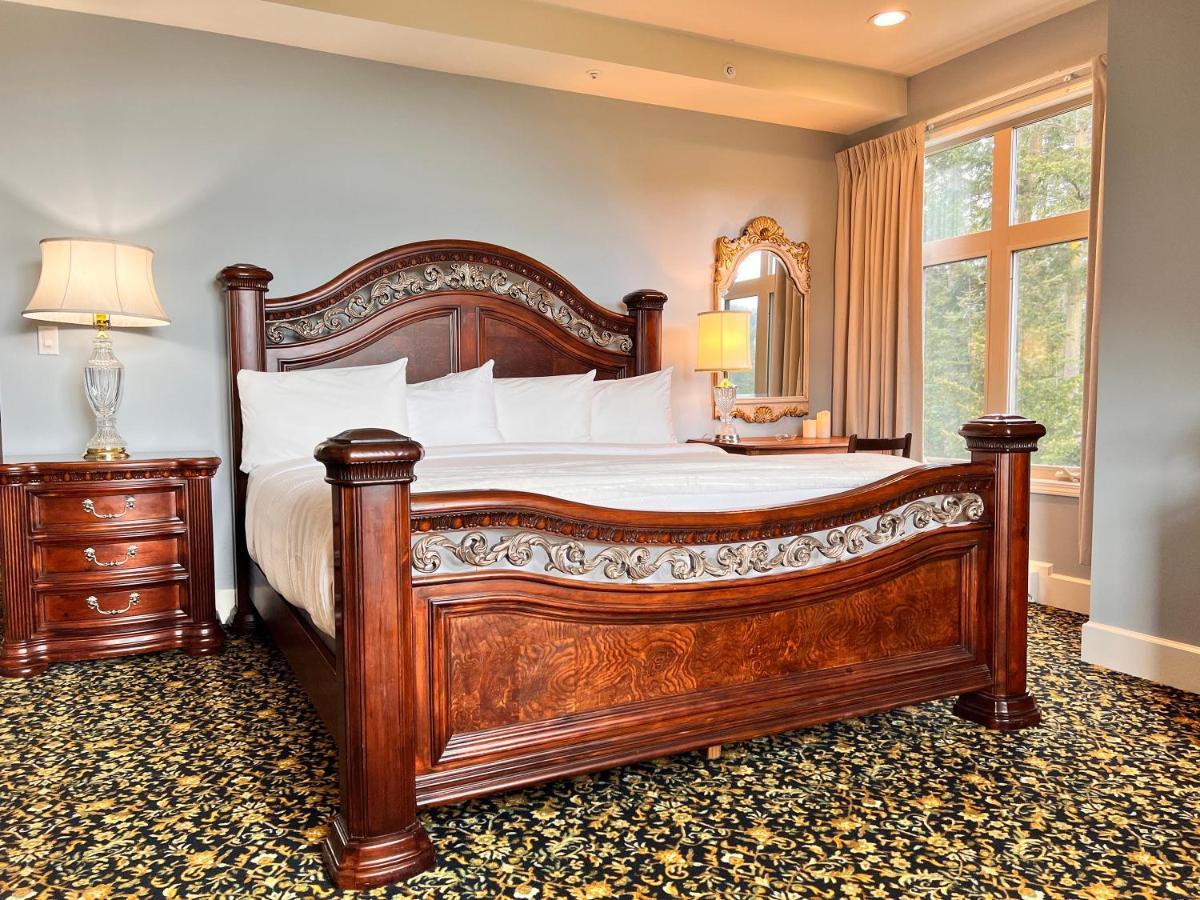 فندق Woodstone Manor Inc. Sturdies Bay المظهر الخارجي الصورة