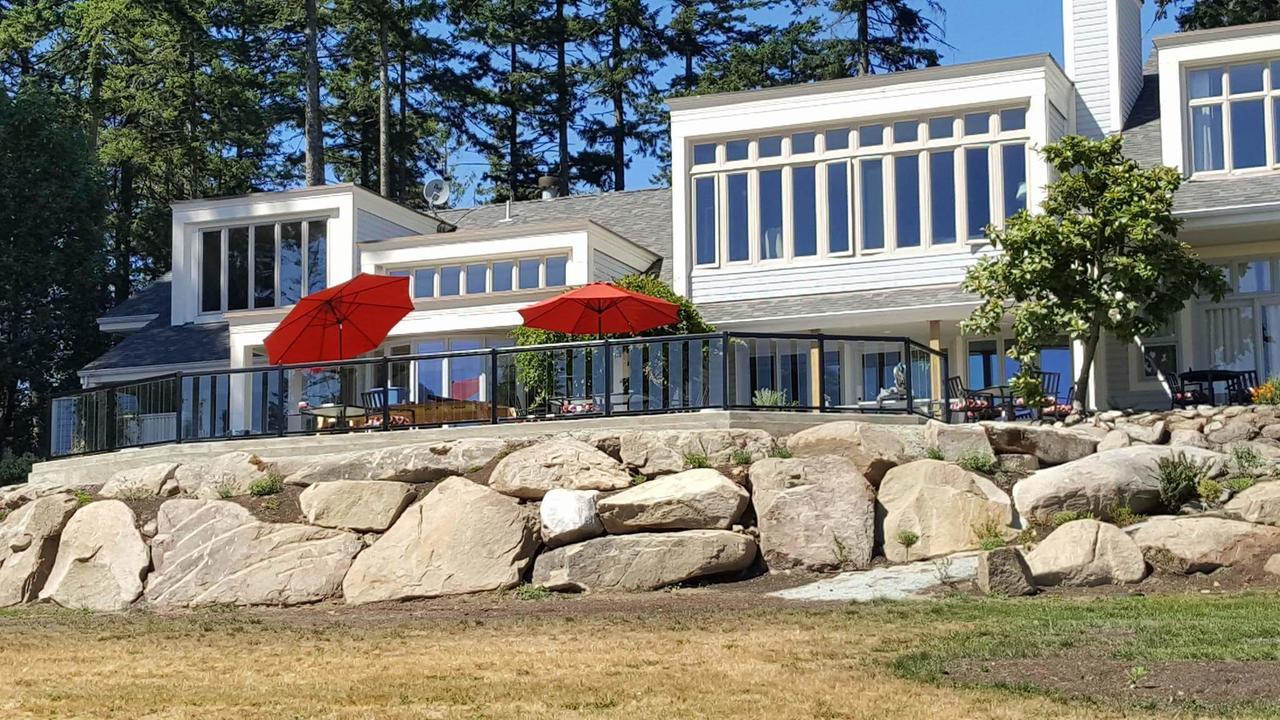 فندق Woodstone Manor Inc. Sturdies Bay المظهر الخارجي الصورة