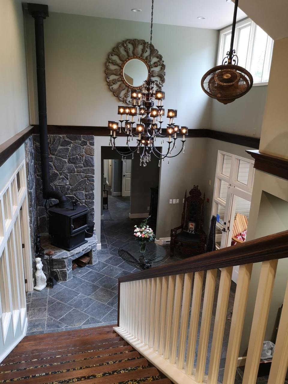 فندق Woodstone Manor Inc. Sturdies Bay المظهر الخارجي الصورة